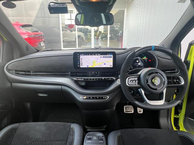 アバルト500e ツーリズモ ハッチバック 元デモカー(26枚目)