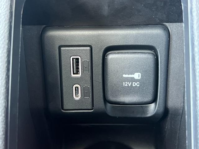 アバルト500e ツーリズモ ハッチバック 元デモカー(44枚目)