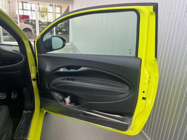 アバルト500e ツーリズモ ハッチバック 元デモカー(47枚目)