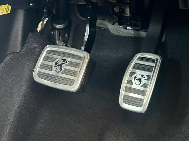 アバルト500e ツーリズモ ハッチバック 元デモカー(51枚目)