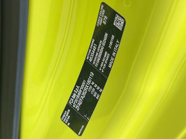 アバルト500e ツーリズモ ハッチバック 元デモカー(59枚目)