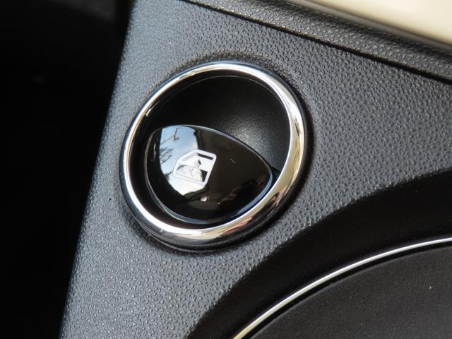 ５００ １．２　カルト　１．２　ポップ　認定中古車保証　禁煙車　ＥＴＣ　ＡｐｐｌｅＣａｒｐｌａｙ　Ｂｌｕｅｔｏｏｔｈ　ＵＳＢ　ボディ同色インパネ　チェック柄シート　ホワイトステアリング　ＭＴモード（36枚目）