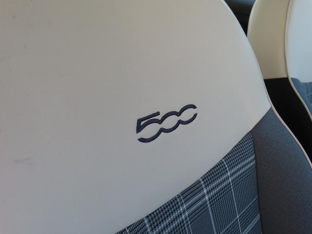 ５００ １．２　カルト　１．２　ポップ　認定中古車保証　禁煙車　ＥＴＣ　ＡｐｐｌｅＣａｒｐｌａｙ　Ｂｌｕｅｔｏｏｔｈ　ＵＳＢ　ボディ同色インパネ　チェック柄シート　ホワイトステアリング　ＭＴモード（44枚目）