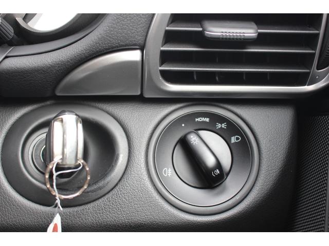 911カレラS 後期型 PDK スポーツクロノpkg ブラックフルレザー PASM ナビ バックカメラ フルセグ ポルシェセンター点検記録簿 オートエアコン HIDヘッド スポーツステアリング(26枚目)