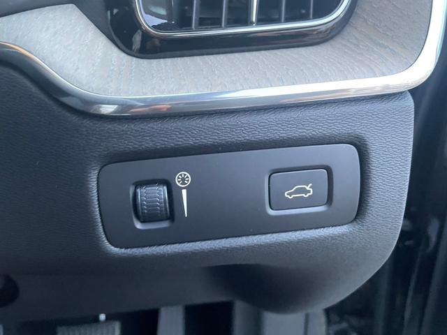 【ご来店不要】オンライン販売大歓迎！全国陸送納車も可能です！遠方で現車が見れない方でも、お車の動画や掲載には載せきれないお写真などをお送りいたしております。