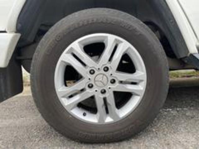 Ｇクラス Ｇ３５０ｄ　後期型／マルチファンクションステアリング／ラグジュアリーＰＫＧ／全席シートヒータ／スライディングルーフ／純正ナビシステム／バックカメラ／Ｈａｒｍａｎ　Ｋａｒｄｏｎ音響システム／ディストロニックプラス（11枚目）