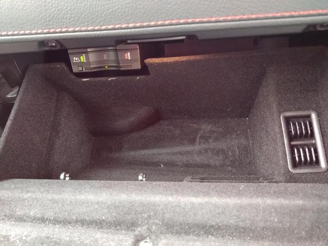 Ｇクラス Ｇ４００ｄ　ＡＭＧライン　ブルメスターサウンド／シートヒーター／ワンオーナー／ラグジュアリーＰＫＧ／ＡＭＧライン／バックカメラ／ＥＴＣ／全周囲カメラ（16枚目）