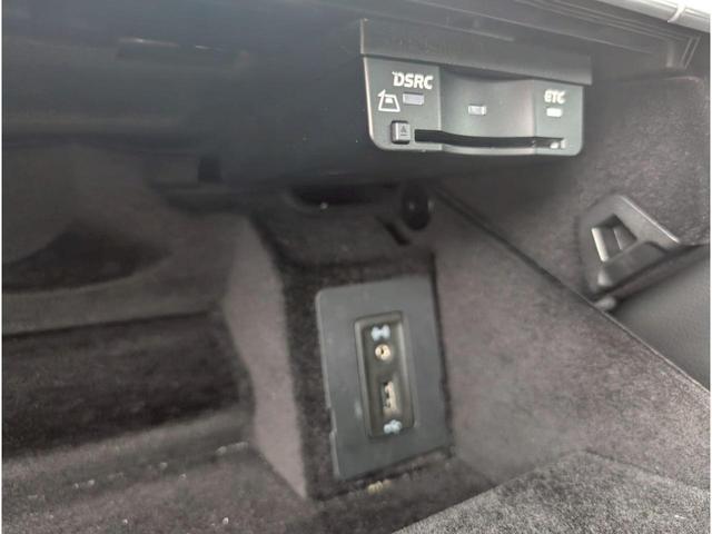 718ボクスター 718ボクスターS BOSEサウンド/シートヒーター/ブラックフルレザーシート/電格ミラー/純正AW/ポルシェクレスト/レッドキャリパー/ETC/ブラックアイ/パドルシフト(14枚目)