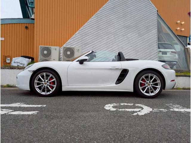 718ボクスター 718ボクスターS BOSEサウンド/シートヒーター/ブラックフルレザーシート/電格ミラー/純正AW/ポルシェクレスト/レッドキャリパー/ETC/ブラックアイ/パドルシフト(21枚目)