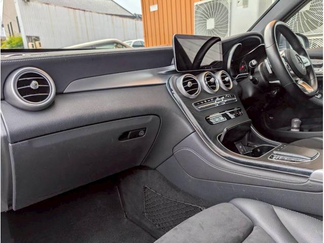 GLC GLC220d 4マチック AMGライン AMGライン/ハーフレザーシート/ETC/シートヒーター/360度カメラ/ナビ(29枚目)
