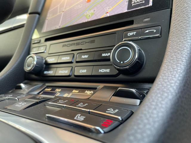 718ボクスター 718ボクスター PDK交換済/フルレザーシート/PCM/電動オープン/バックカメラ/スポーツステアリング/シートヒーター/ETC/18インチ純正アルミ/パドルシフト(18枚目)