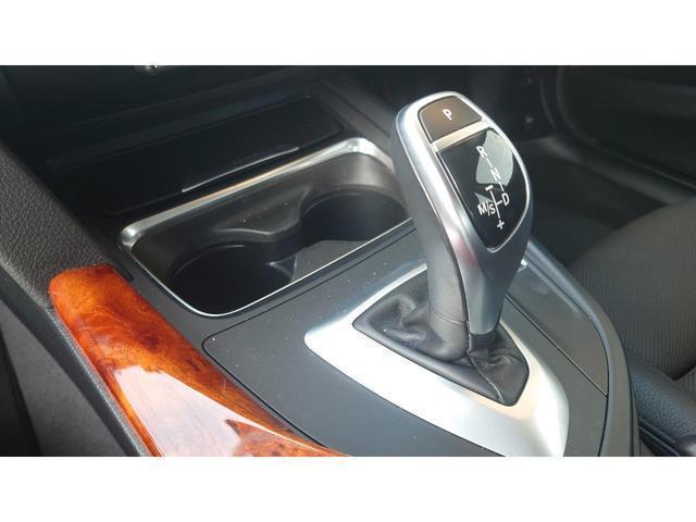 D3 ビターボ リムジン 電動フロント/スポーツシート/ALPINAスポーツステアリング/ALPINA19AW/純正ナビ/バックカメラ/ミラーETC/ワンオーナー(15枚目)