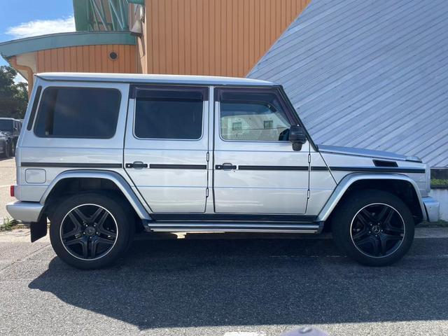 Gクラス G350d 後期型/AMGブラックデザインホイール/ラグジュアリーPKG/全席シートヒータ/スライディングルーフ/純正ナビシステム/バックカメラ/Harman Kardon音響システム/ディストロニックプラス(11枚目)