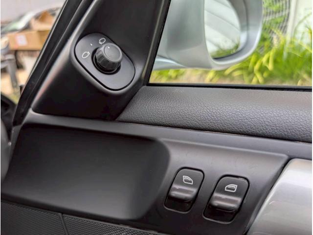 911 911カレラ スポーツクロノPKG/スポーツプラス/PASM/黒革シート/シートヒーター/キセノンライト/KENWOODディスプレイオーディオ/AppleCarPlay対応(32枚目)