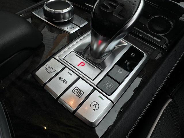 ＳＬ ＳＬ４００　品質承認中古車／後期型／ブラックレザーインテリア／レーダーセーフティ／アダプティブ追従クルーズ／スカイルーフ／ＡＭＧアルミ／電動オープン／リフティングシステム／リアビューカメラ／純正ナビシステム（8枚目）