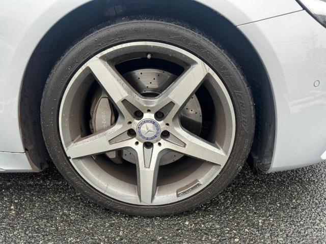 ＳＬ ＳＬ４００　品質承認中古車／後期型／ブラックレザーインテリア／レーダーセーフティ／アダプティブ追従クルーズ／スカイルーフ／ＡＭＧアルミ／電動オープン／リフティングシステム／リアビューカメラ／純正ナビシステム（13枚目）