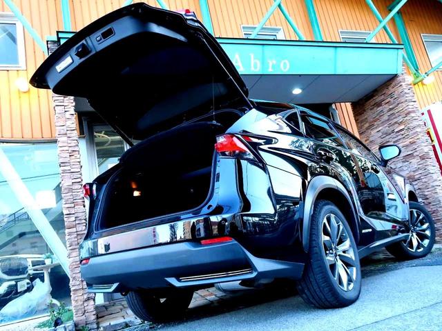 ＮＸ ＮＸ３００ｈ　Ｆスポーツ　純正ナビ／ＴＶ／バックカメラ／ＥＴＣ／レザーシート／メモリＰシート／リアＰシート／シートヒーター／ベンチレーション／ステアリングヒーター／パワーバックドア／レーダークルーズコントロール（5枚目）