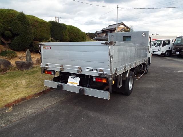 キャンター NOX適合3000kg積載 平ボディ ディーゼルターボ 運搬 3t 足場材 走行距離8.4万キロ以下 車検有り 令和7年10月(64枚目)