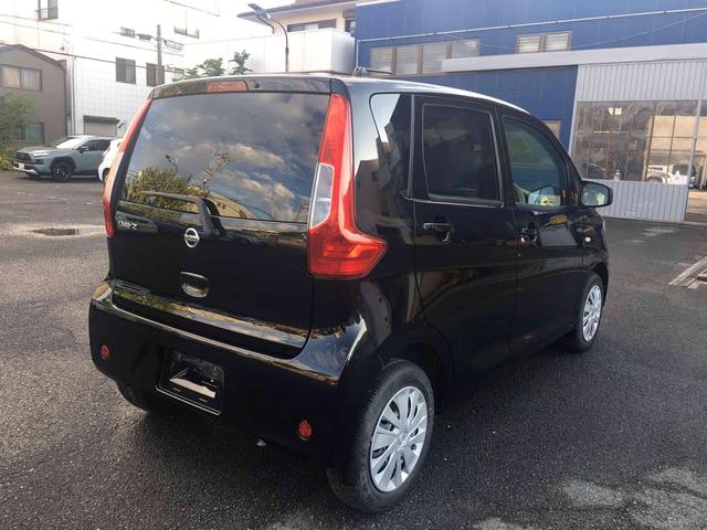 デイズ Ｊ　エマージェンシーブレーキ・レス　キーレスエントリー　電動格納ミラー　ベンチシート　ＣＶＴ　ＡＢＳ　ＥＳＣ　衝突安全ボディ　エアコン　パワーステアリング　パワーウィンドウ（2枚目）