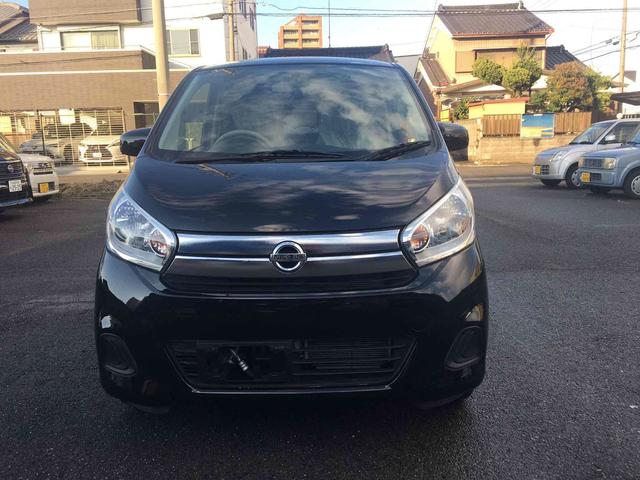 デイズ Ｊ　エマージェンシーブレーキ・レス　キーレスエントリー　電動格納ミラー　ベンチシート　ＣＶＴ　ＡＢＳ　ＥＳＣ　衝突安全ボディ　エアコン　パワーステアリング　パワーウィンドウ（6枚目）