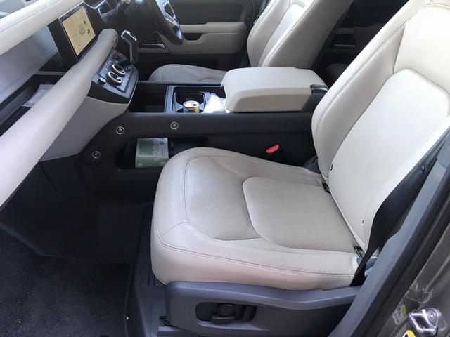 ディフェンダー １１０ＸＳエディション　Ｐ３００　４ＷＤ　全周囲カメラ　クリアランスソナー　オートクルーズコントロール　レーンアシスト　パワーシート　衝突被害軽減システム　サンルーフ　ナビ　オートライト　ＬＥＤヘッドランプ　アルミホイール（16枚目）