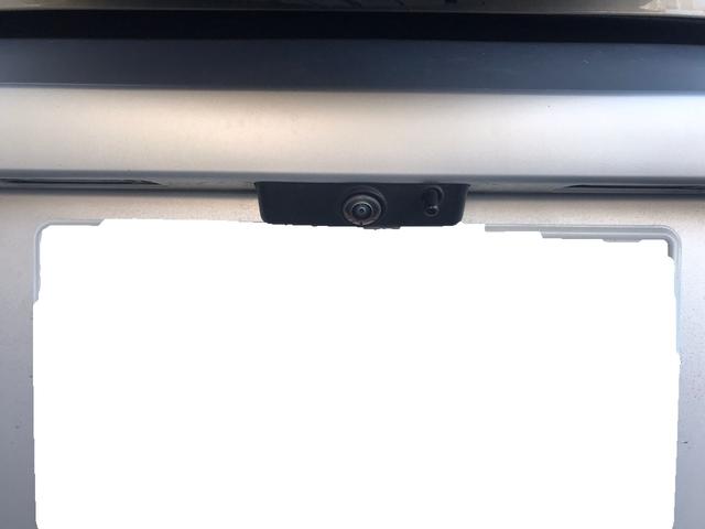 ディフェンダー １１０ＸＳエディション　Ｐ３００　４ＷＤ　全周囲カメラ　クリアランスソナー　オートクルーズコントロール　レーンアシスト　パワーシート　衝突被害軽減システム　サンルーフ　ナビ　オートライト　ＬＥＤヘッドランプ　アルミホイール（28枚目）