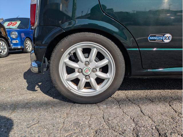 ミラジーノ ミニライトスペシャルターボ　全塗装　ルーフホワイト　ターボ車　タイベル交換済　タイヤ新品　車検整備付　保証６ヶ月　新品シートカバー　ウッド調パーツ　ナビ　ＥＴＣ（17枚目）