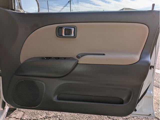 ミラジーノ ジーノ　同色全塗装　ウッド調パーツ　タイベル交換済　保証６ヶ月　走行無制限　　車検整備付き　ローダウン　新品シートカバー　社外ホイールキャップ　タイヤ新品（29枚目）