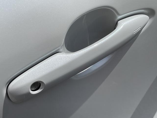 S 登録済未使用車 8型ディスプレイオーディオ ブラインドスポット LEDヘッドライト レーダークルコン レーンキープアシスト プリクラッシュ ファブリックシート 電動パーキングブレーキ 電動格納ミラー(32枚目)