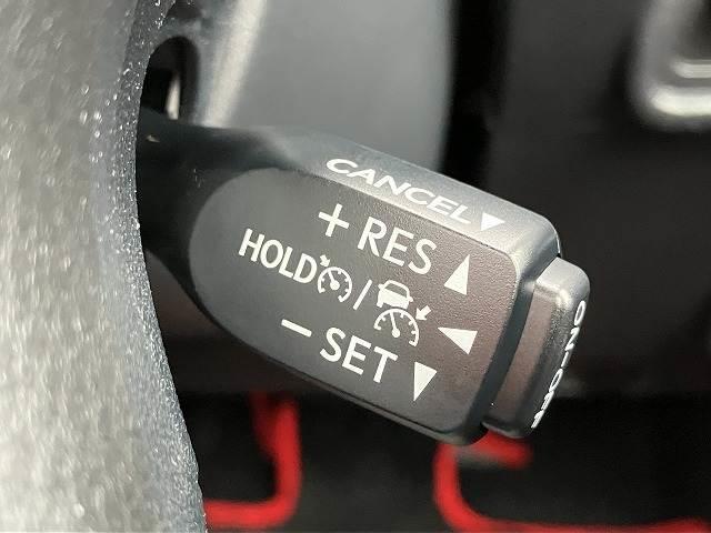 ランドクルーザープラド ＴＸ　“Ｌパッケージ”　禁煙車　サンルーフ　アルパイン９型ナビＢＩＧＸ　黒革　シートヒーター／クーラー　ＬＥＤヘッドライト　ルーフレール　バックカメラ　ＥＴＣ　パワーシート　クルーズコントロール　ドラレコ　純正１７インチＡＷ（9枚目）