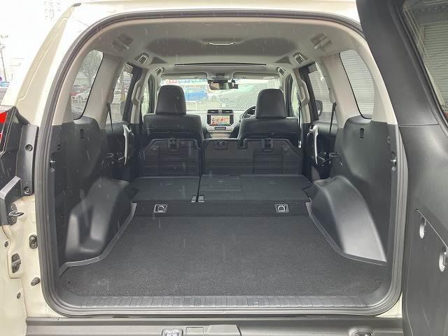 ランドクルーザープラド ＴＸ　“Ｌパッケージ”　禁煙車　サンルーフ　アルパイン９型ナビＢＩＧＸ　黒革　シートヒーター／クーラー　ＬＥＤヘッドライト　ルーフレール　バックカメラ　ＥＴＣ　パワーシート　クルーズコントロール　ドラレコ　純正１７インチＡＷ（13枚目）