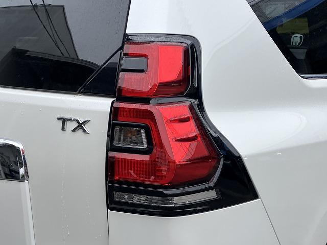 ランドクルーザープラド ＴＸ　“Ｌパッケージ”　禁煙車　サンルーフ　アルパイン９型ナビＢＩＧＸ　黒革　シートヒーター／クーラー　ＬＥＤヘッドライト　ルーフレール　バックカメラ　ＥＴＣ　パワーシート　クルーズコントロール　ドラレコ　純正１７インチＡＷ（39枚目）