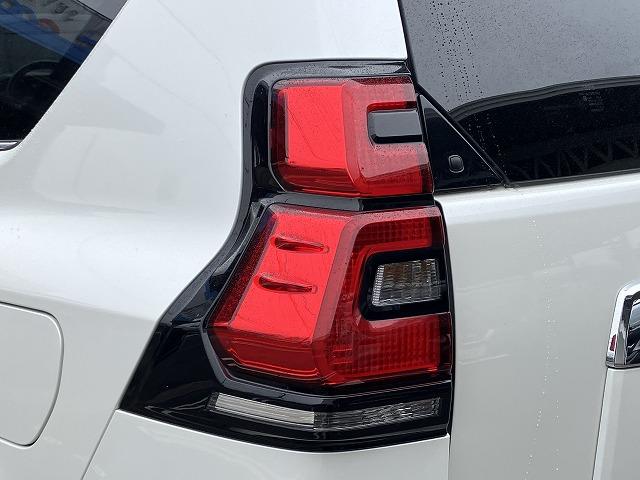 ランドクルーザープラド ＴＸ　“Ｌパッケージ”　禁煙車　サンルーフ　アルパイン９型ナビＢＩＧＸ　黒革　シートヒーター／クーラー　ＬＥＤヘッドライト　ルーフレール　バックカメラ　ＥＴＣ　パワーシート　クルーズコントロール　ドラレコ　純正１７インチＡＷ（40枚目）