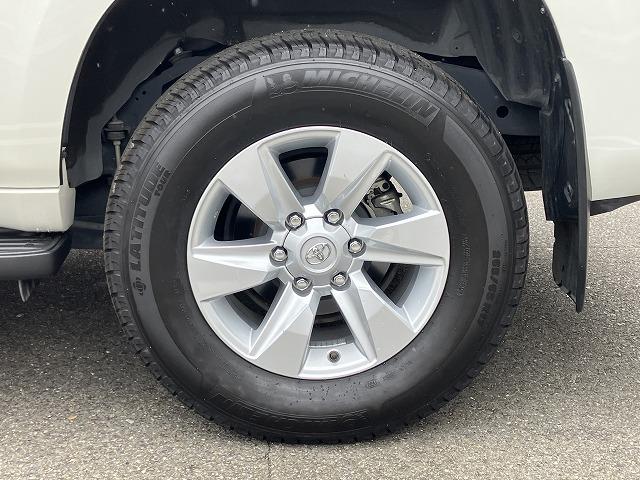 ランドクルーザープラド ＴＸ　“Ｌパッケージ”　禁煙車　サンルーフ　アルパイン９型ナビＢＩＧＸ　黒革　シートヒーター／クーラー　ＬＥＤヘッドライト　ルーフレール　バックカメラ　ＥＴＣ　パワーシート　クルーズコントロール　ドラレコ　純正１７インチＡＷ（44枚目）