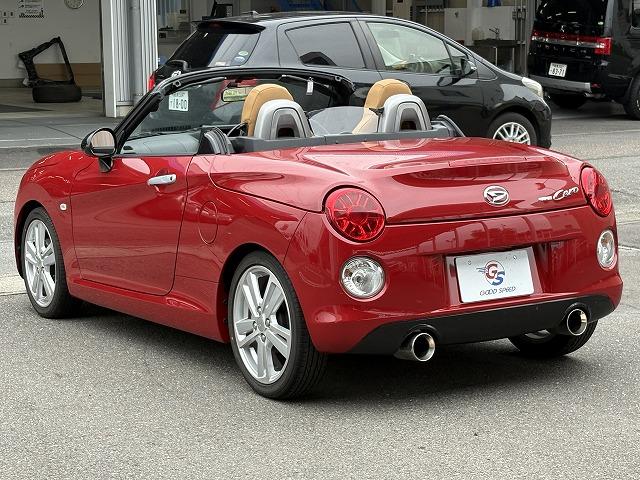 コペン セロ　禁煙車　６速マニュアル　ターボ　シートヒーター　ＥＴＣ　純正１６インチアルミ　プッシュスタート　オートエアコン　電動格納ミラー　ＧＴスペックアルミペダル　フォグランプ　社外足回り　社外マフラー（35枚目）