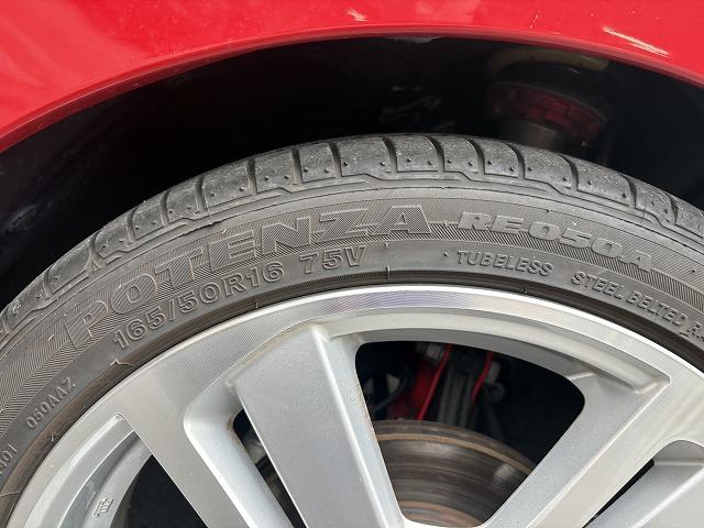 コペン セロ　禁煙車　６速マニュアル　ターボ　シートヒーター　ＥＴＣ　純正１６インチアルミ　プッシュスタート　オートエアコン　電動格納ミラー　ＧＴスペックアルミペダル　フォグランプ　社外足回り　社外マフラー（68枚目）