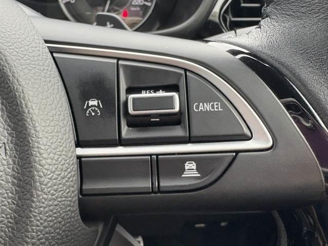 フロンクス ベースグレード　禁煙車　全周囲カメラ　純正ナビ　フルセグＴＶ　ハーフレザーシート　ＥＴＣ　シートヒーター　追従クルーズコントロール　ＢＳＭ　ＬＥＤヘッドライト　Ｑｉ充電　ＥＴＣ　純正１６インチアルミ　プッシュスタート（8枚目）