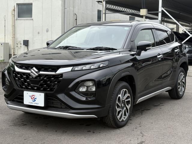 フロンクス ベースグレード　禁煙車　全周囲カメラ　純正ナビ　フルセグＴＶ　ハーフレザーシート　ＥＴＣ　シートヒーター　追従クルーズコントロール　ＢＳＭ　ＬＥＤヘッドライト　Ｑｉ充電　ＥＴＣ　純正１６インチアルミ　プッシュスタート（22枚目）