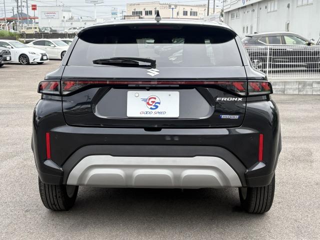 フロンクス ベースグレード　禁煙車　全周囲カメラ　純正ナビ　フルセグＴＶ　ハーフレザーシート　ＥＴＣ　シートヒーター　追従クルーズコントロール　ＢＳＭ　ＬＥＤヘッドライト　Ｑｉ充電　ＥＴＣ　純正１６インチアルミ　プッシュスタート（28枚目）