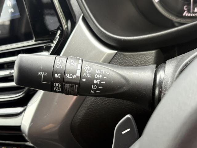 フロンクス ベースグレード　禁煙車　全周囲カメラ　純正ナビ　フルセグＴＶ　ハーフレザーシート　ＥＴＣ　シートヒーター　追従クルーズコントロール　ＢＳＭ　ＬＥＤヘッドライト　Ｑｉ充電　ＥＴＣ　純正１６インチアルミ　プッシュスタート（44枚目）