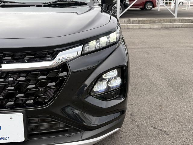フロンクス ベースグレード　禁煙車　全周囲カメラ　純正ナビ　フルセグＴＶ　ハーフレザーシート　ＥＴＣ　シートヒーター　追従クルーズコントロール　ＢＳＭ　ＬＥＤヘッドライト　Ｑｉ充電　ＥＴＣ　純正１６インチアルミ　プッシュスタート（50枚目）