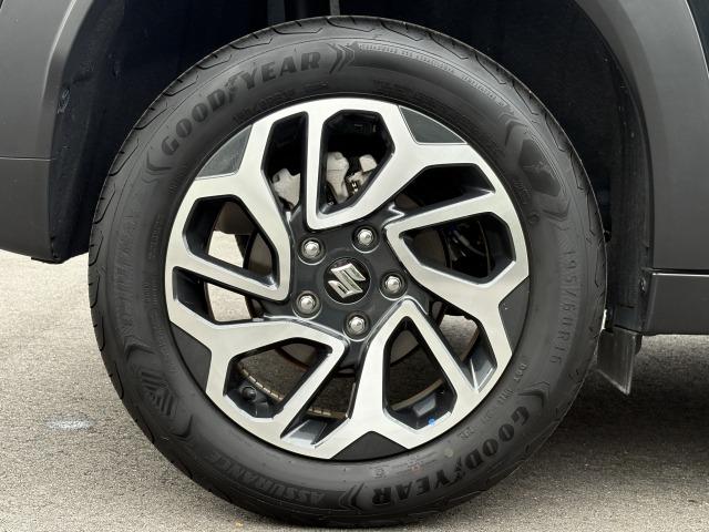 フロンクス ベースグレード　禁煙車　全周囲カメラ　純正ナビ　フルセグＴＶ　ハーフレザーシート　ＥＴＣ　シートヒーター　追従クルーズコントロール　ＢＳＭ　ＬＥＤヘッドライト　Ｑｉ充電　ＥＴＣ　純正１６インチアルミ　プッシュスタート（65枚目）