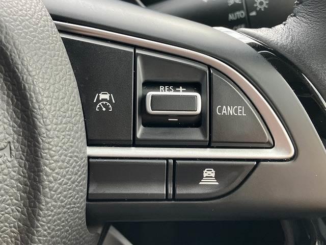 フロンクス ベースグレード　禁煙車　全周囲カメラ　ＢＳＭ　ＥＴＣ　純正ナビ　フルセグＴＶ　ＬＥＤヘッドライト　シートヒーター　ドラレコ　純正１６インチアルミ　追従クルーズコントロール　ＨＵＤ　クリアランスソナー　衝突軽減ブレーキ（8枚目）