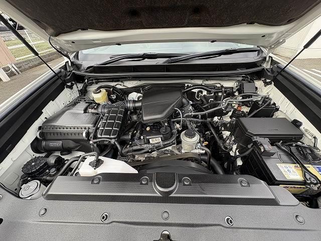 ランドクルーザープラド TX Lパッケージ 禁煙車 サンルーフ ALPINEフローティングナビ 純正19インチAW シートヒーター/クーラー ETC 寒冷地仕様 ルーフレール トヨタセーフティセンス バックカメラ パワーシート バックフォグ(20枚目)