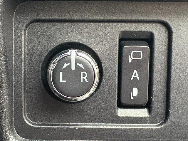 ランドクルーザープラド TX Lパッケージ 禁煙車 サンルーフ ALPINEフローティングナビ 純正19インチAW シートヒーター/クーラー ETC 寒冷地仕様 ルーフレール トヨタセーフティセンス バックカメラ パワーシート バックフォグ(36枚目)