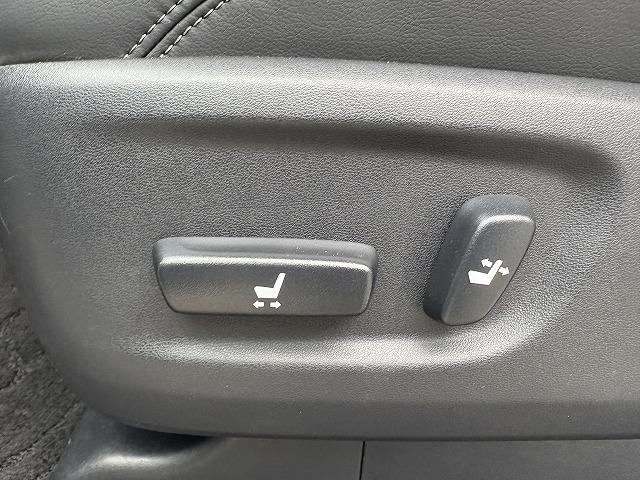 ランドクルーザープラド TX Lパッケージ 禁煙車 サンルーフ ALPINEフローティングナビ 純正19インチAW シートヒーター/クーラー ETC 寒冷地仕様 ルーフレール トヨタセーフティセンス バックカメラ パワーシート バックフォグ(43枚目)