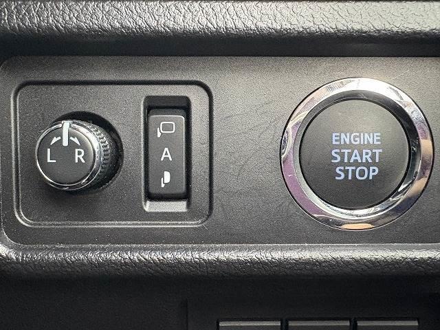 TOYOTA LAND CRUISER PRADO TX L PACKAGE