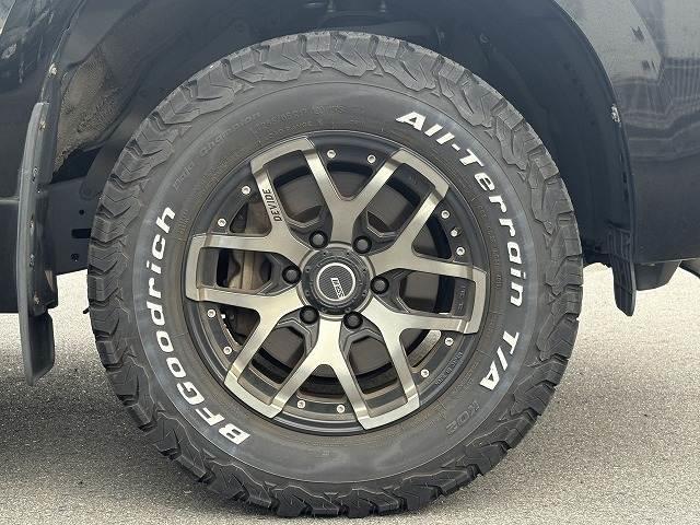 TOYOTA LAND CRUISER PRADO TX L PACKAGE