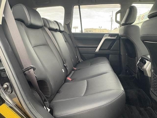 TOYOTA LAND CRUISER PRADO TX L PACKAGE