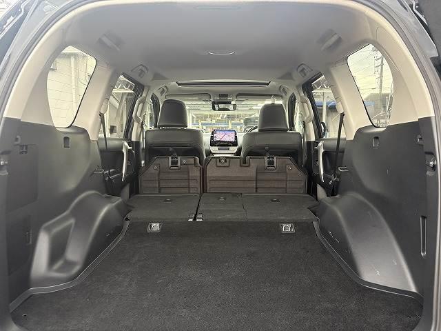 TOYOTA LAND CRUISER PRADO TX L PACKAGE